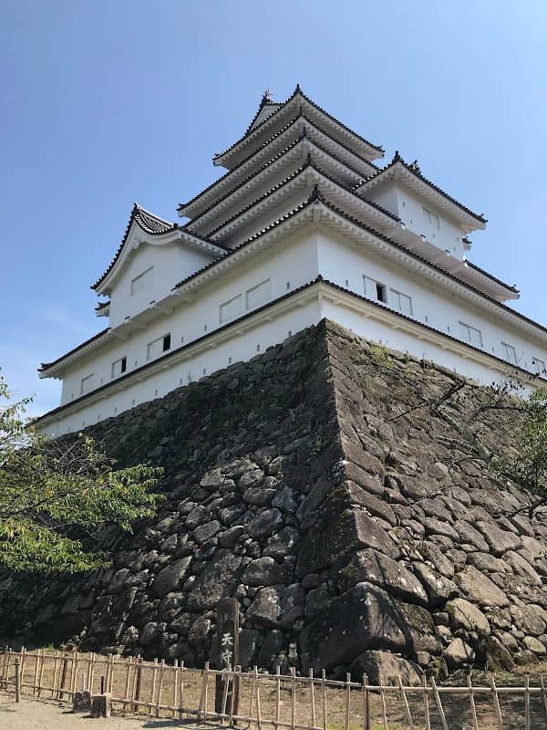 鶴ヶ城天守閣のビューポイント - Image 1