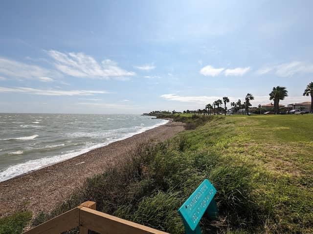 Oleander Park - Image 3