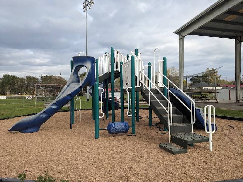 Community Park - Image 2