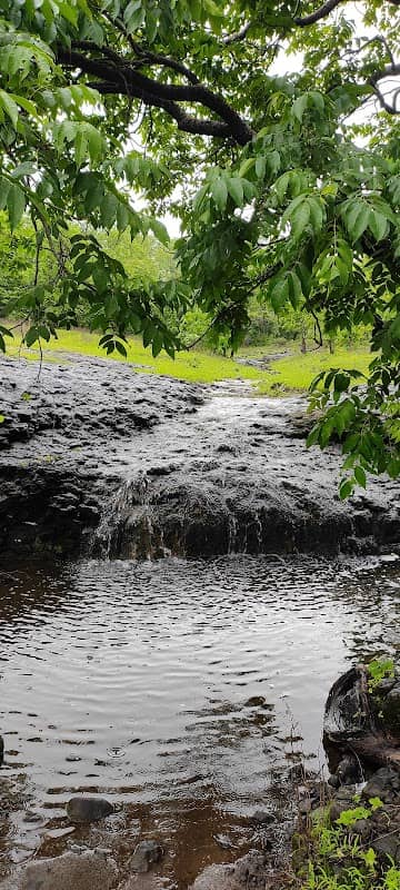 Mini Waterfall - Image 1