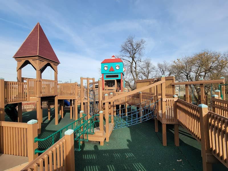 Kids Kingdom - Image 1