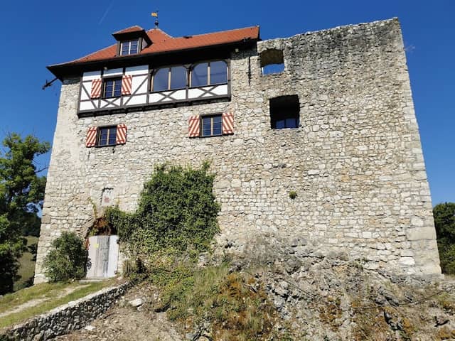 Ruine Niedergundelfingen - Image 1