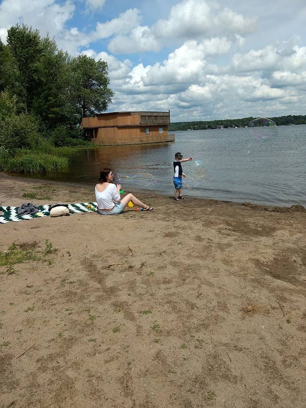 Muskoka Bay Park - Image 1