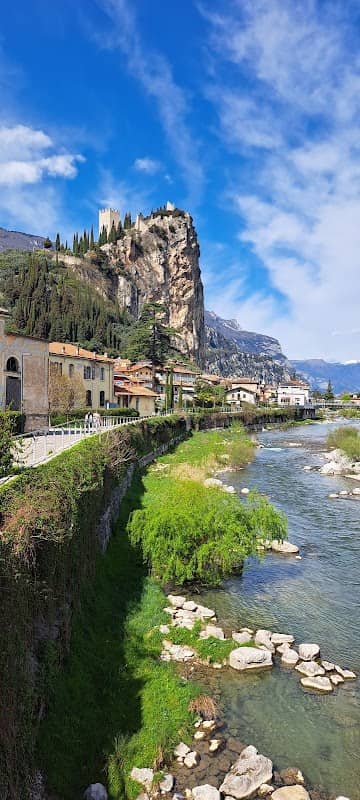 Arco - Image 1
