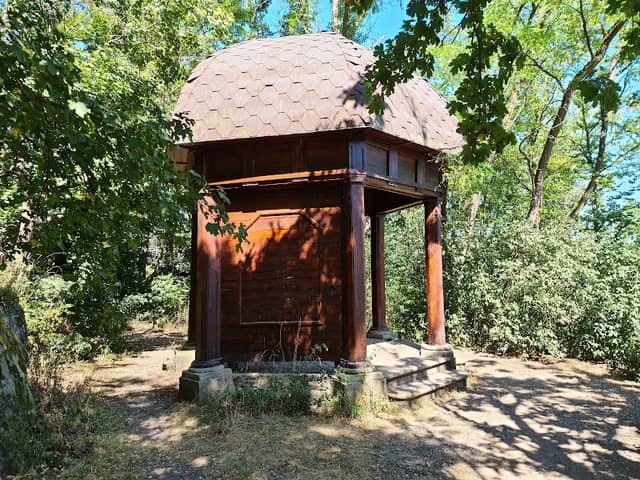 Přístřešek - Gloriet - Image 1