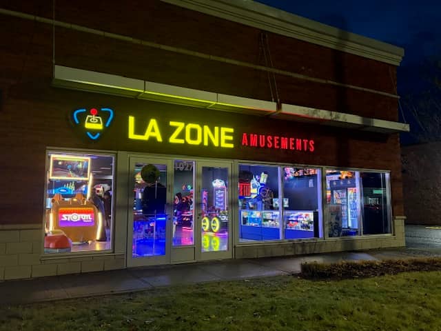 LA ZONE Amusements - Image 1