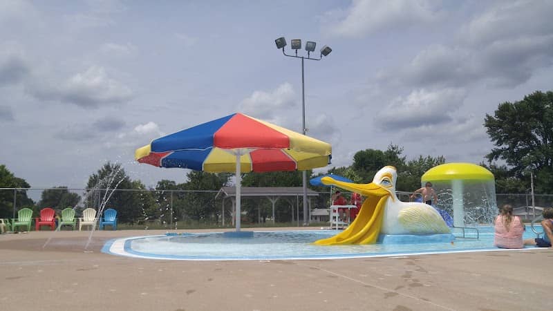 Vandalia Pool And Tri-County Park - Image 1
