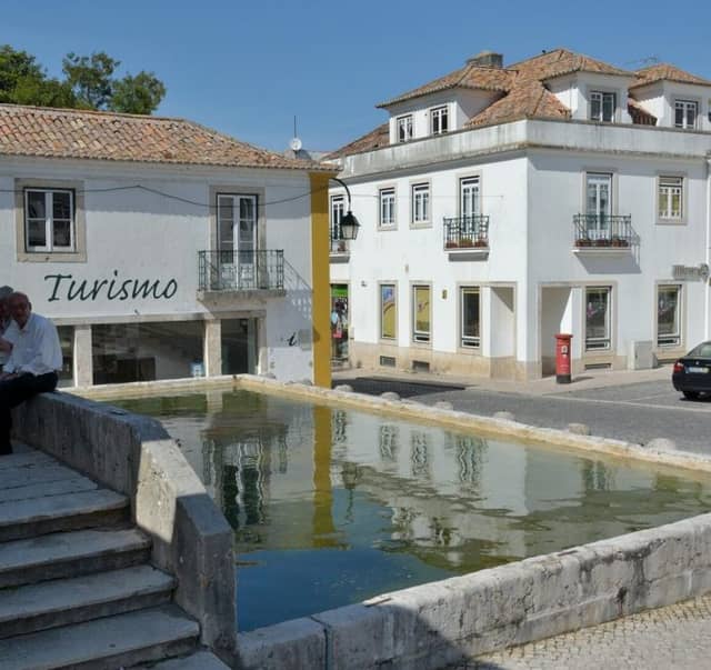Chafariz Pombalino de Arruda dos Vinhos - Image 1