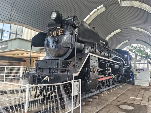 Steam Locomotive D51 862 - Image 1