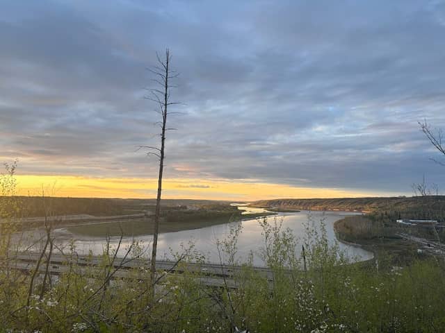 Abasand Heights Lookout - Image 1