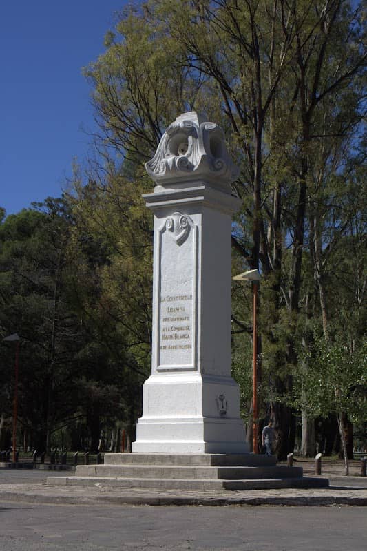 Monument Lebanese Collectivity - Image 1
