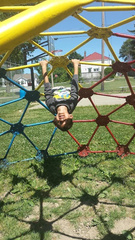 Woodbine St Park - Image 2