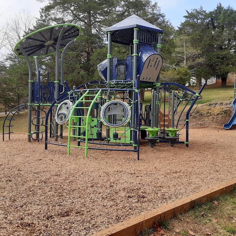 Peaks View Park, Ardmore Entrance - Image 2