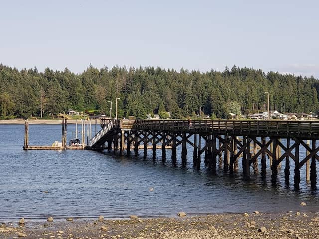 Allyn Waterfront Park - Image 1