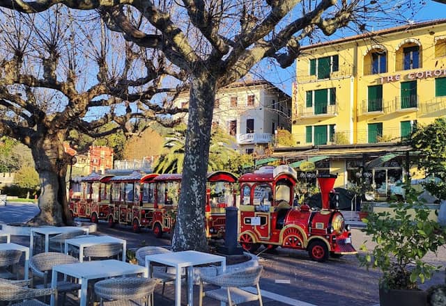 Trenino turistico di Garda - Image 1