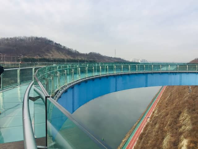 AraMaru Skywalk - Image 1