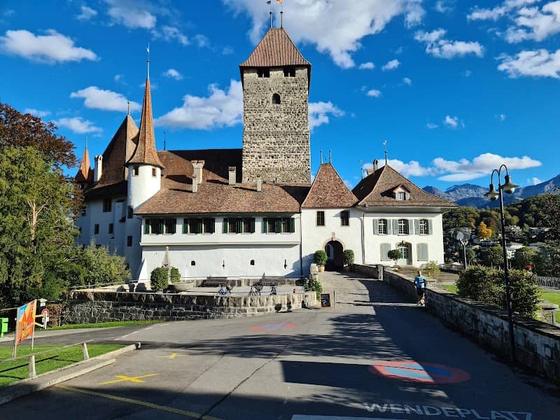 Schloss Spiez - Image 1
