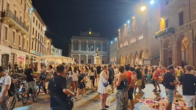 Piazza Cavour - Image 3