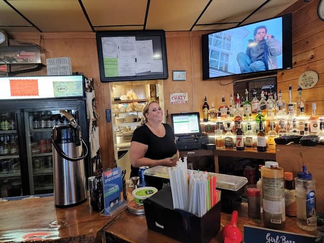 Clyde Park Tavern & Cafe - Image 1