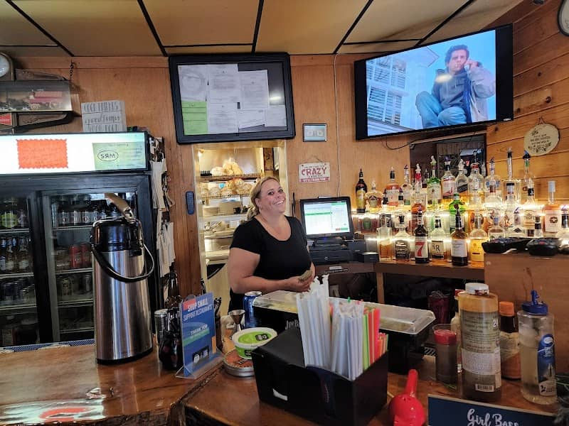 Clyde Park Tavern & Cafe - Image 1