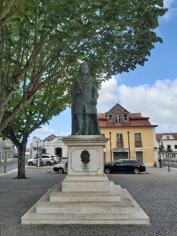 Estátua D. João V - Image 1