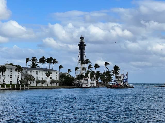 Hillsboro Inlet Lighthouse - Image 3