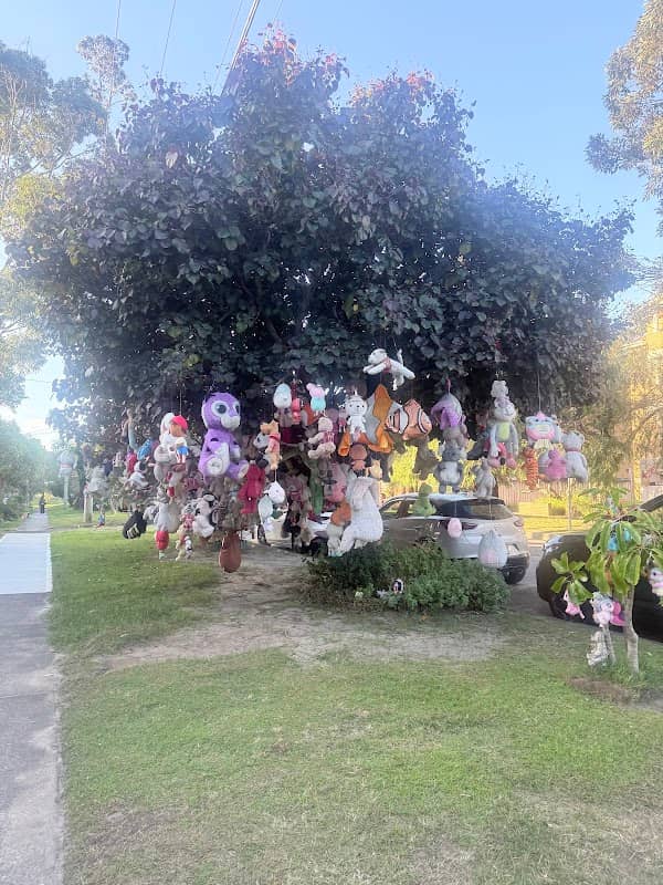 Toys Tree - Image 1