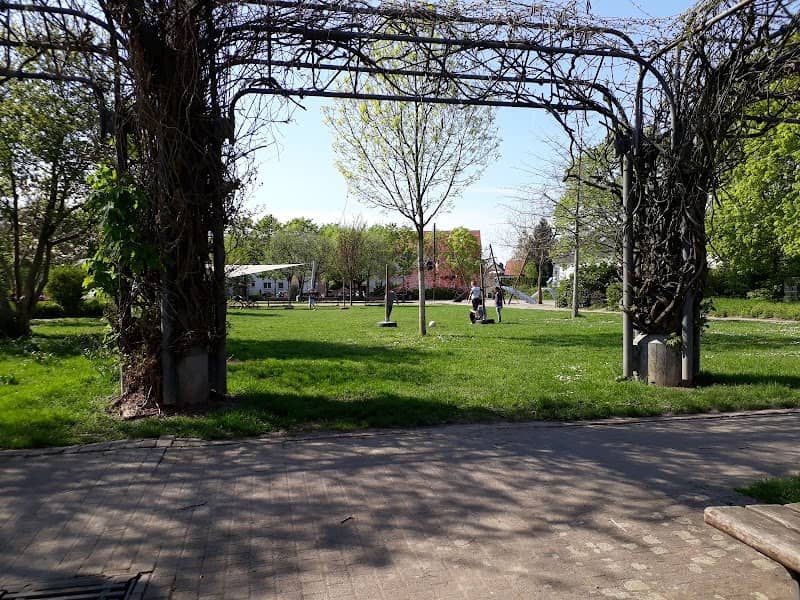 Entensee Park - Image 1