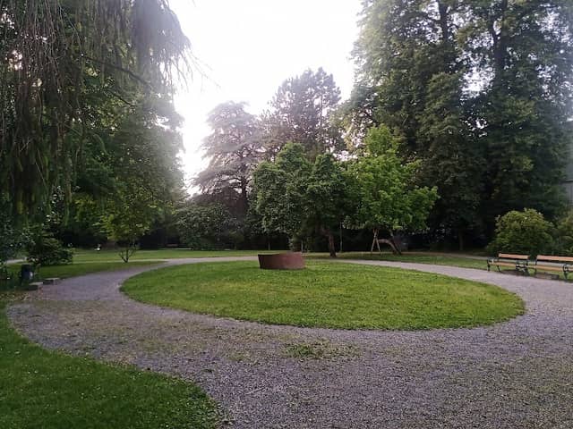Thurn und Taxis Park - Image 1