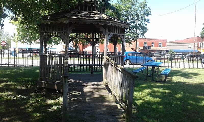 Fountain Park - Image 2