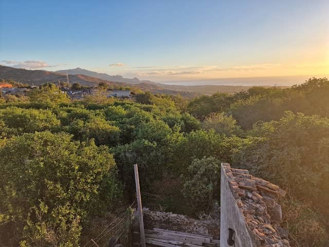 Panoramic view - Image 1