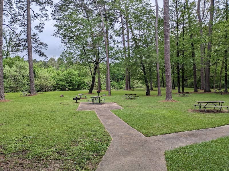 Coles Creek Rest Area - Image 1