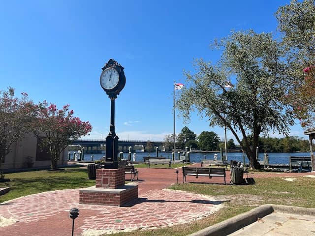 Columbia NC Dock - Image 2