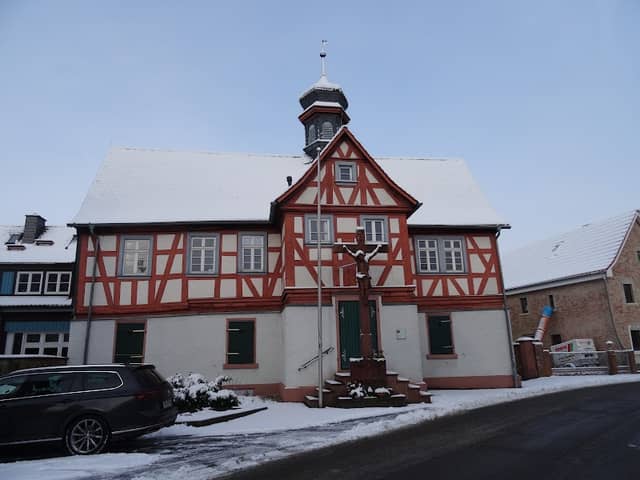 Altes Rathaus Fehlheim - Image 1