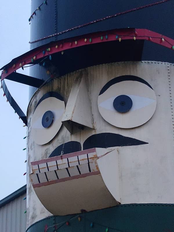 Giant Nutcracker Head - Image 1