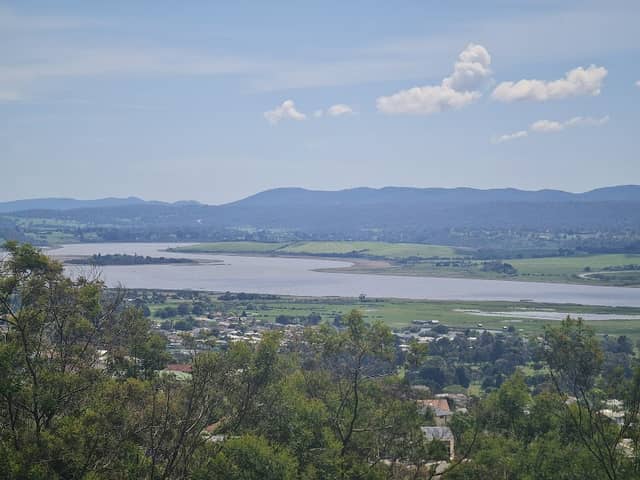 Freelands Lookout - Image 1