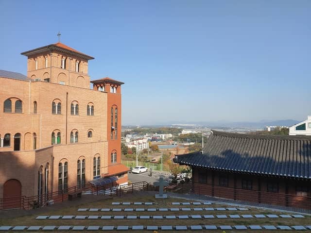 Jincheon Anglican Church - Image 2