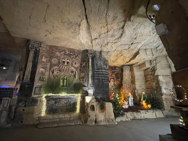 Velvet Cave - Image 2