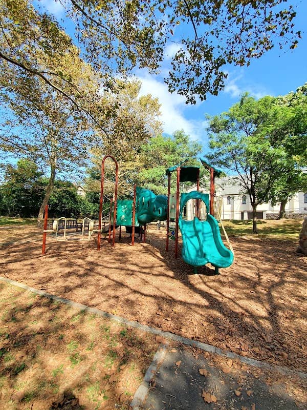 Dobbs Ferry Memorial Park - Image 1