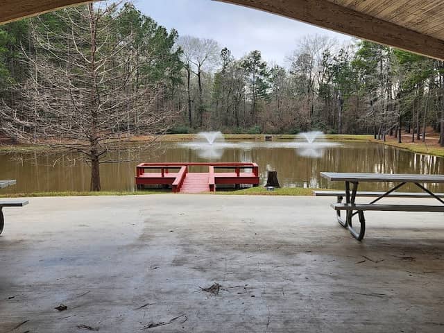 Center Park - Image 1
