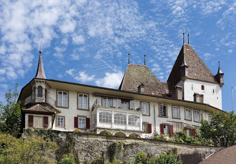 Worb Castle - Image 1