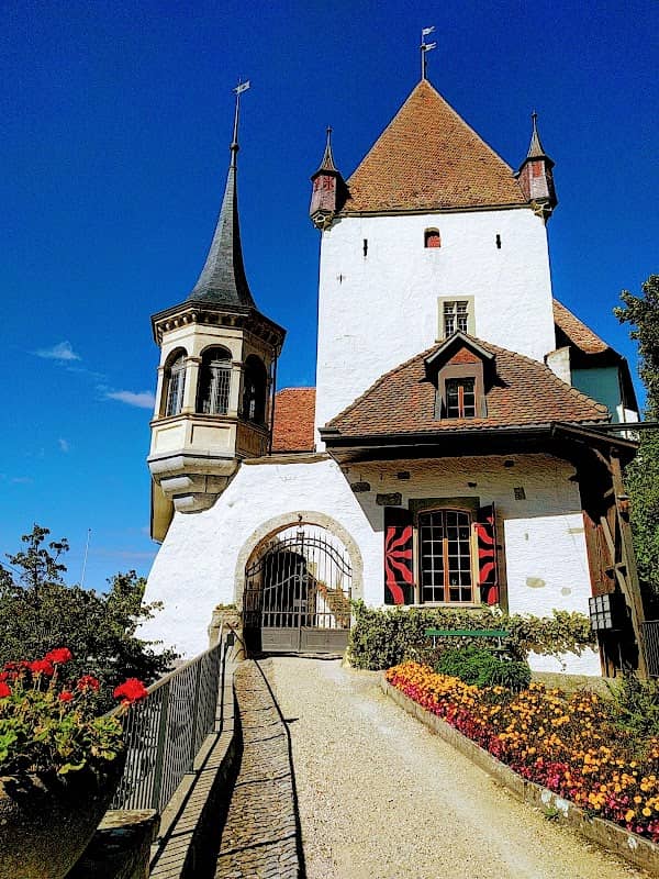 Worb Castle - Image 2