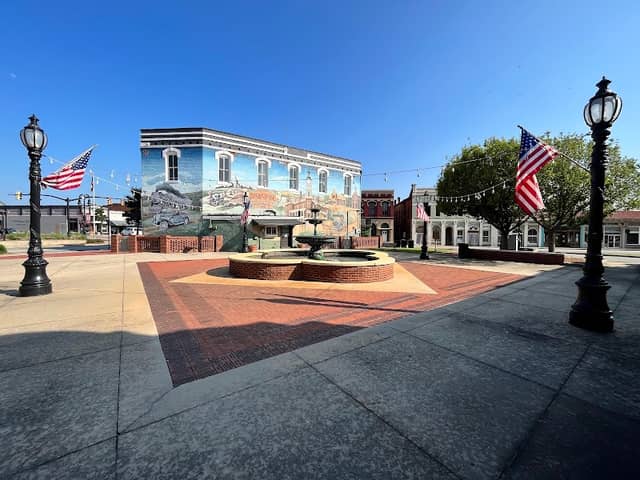 Barnesville Mural - Image 1