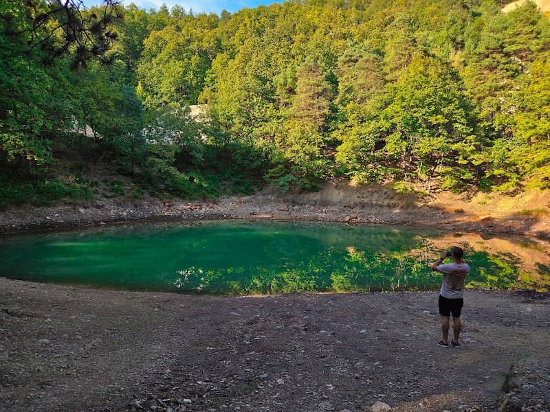 Lacul Albastru - Image 1