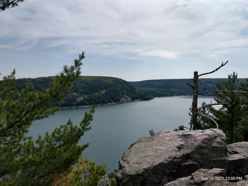 West Bluff Trailhead - Image 3