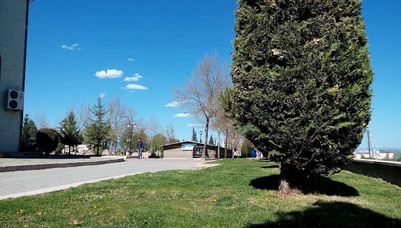 Yenişehir Parkı - Image 1