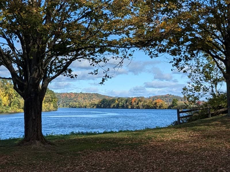 Riverview Picnic Area - Image 2