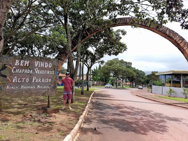 Letreiro na entrada de Alto Paraíso de Goiás - Image 1