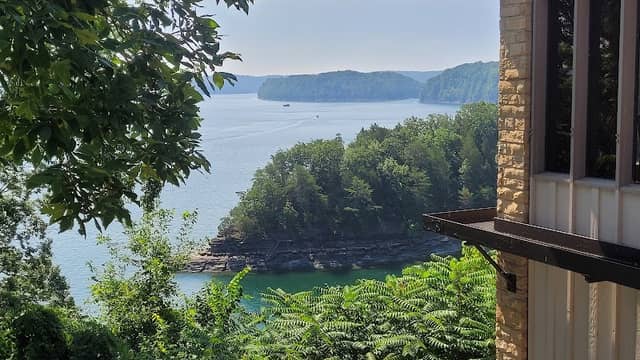 Lure Lodge - Image 1