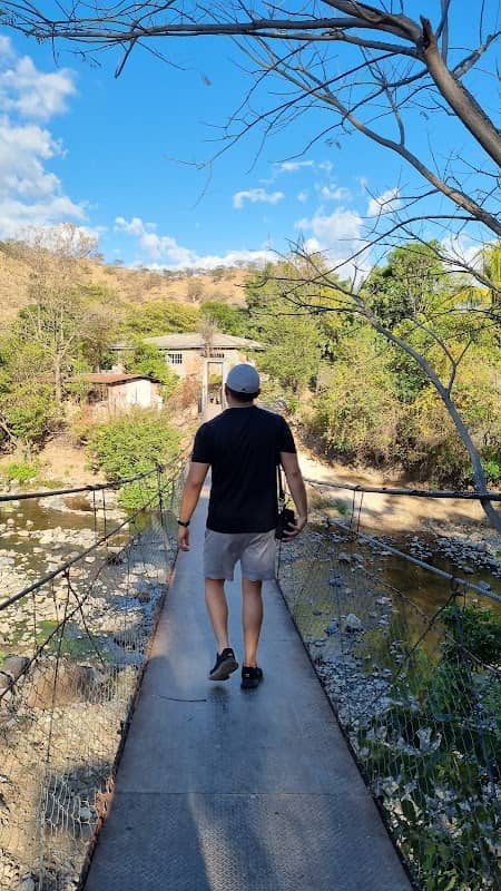 Puente de amaca - Image 1